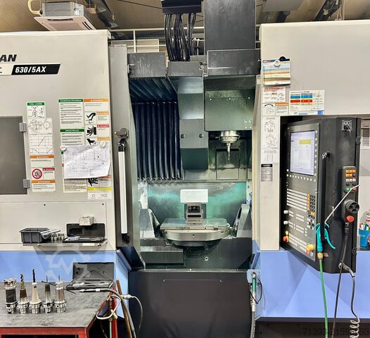 Vertikales Bearbeitungszentrum DOOSAN VC 630 5AX