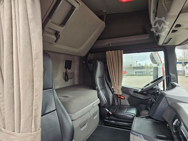 Standard-SZM Scania R450 4X2 / RETARDER / 2 X TANK /