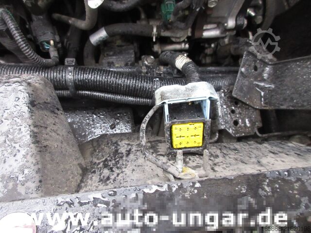 Müllwagen Nissan Cabstar NT4000 Ersatzteiltzräger / spare