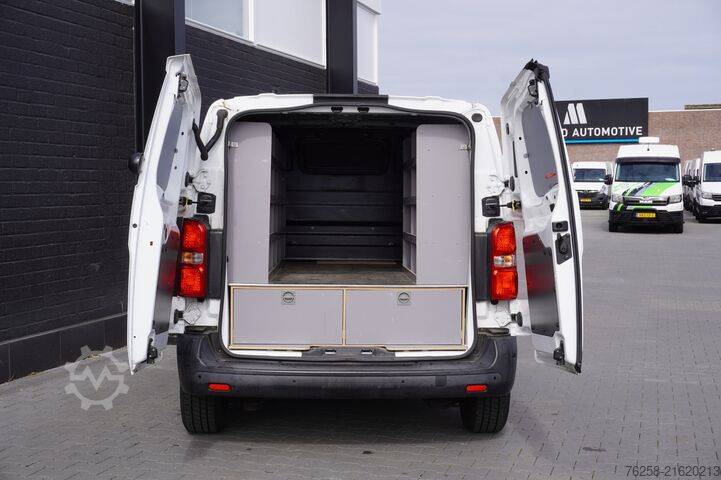 Delivery van Opel Vivaro 1.5 CDTI L2 EURO 6 - Airco - Cruise - PD...