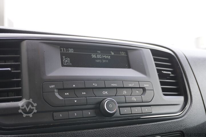 Delivery van Opel Vivaro 1.5 CDTI L2 EURO 6 - Airco - Cruise - PD...