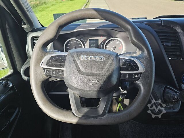 Tipper IVECO DAILY 35C16 3.0Ltr Kipper Kist !