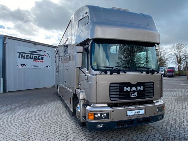 Viehtransporter LKW MAN 12 220 5 Pferde Wohnung
