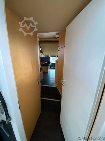 Viehtransporter LKW MAN 12 220 5 Pferde Wohnung