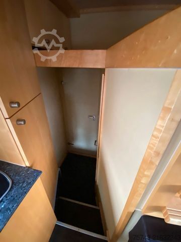 Viehtransporter LKW MAN 12 220 5 Pferde Wohnung