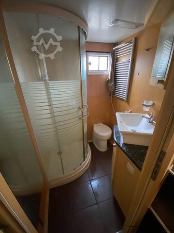 Viehtransporter LKW MAN 12 220 5 Pferde Wohnung