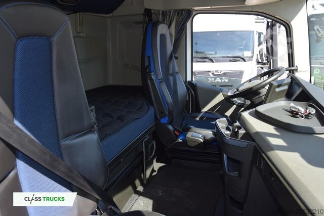 Standard tractor unit VOLVO FH 460 Globetrotter XL i-Save ACC