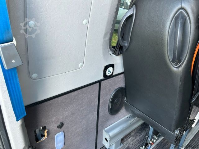 Kleinbus MERCEDES-BENZ Sprinter 519 ToJo - Rampe - Schienensystem