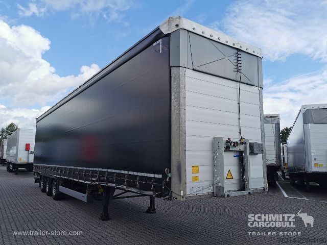 Auflieger mit Pritsche & Plane Schmitz Cargobull Curtainsider Mega Getränke