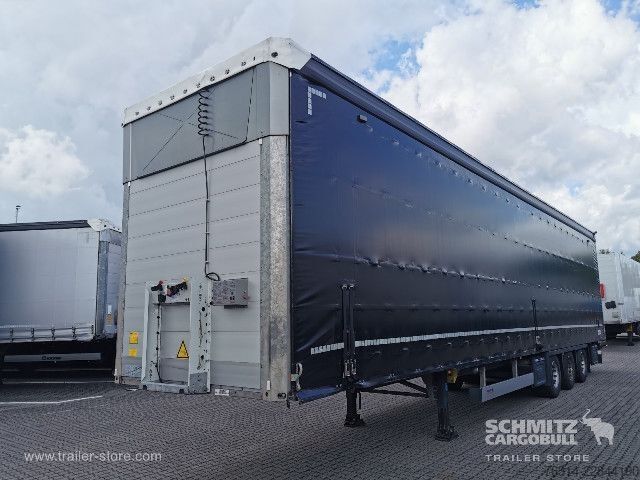 Auflieger mit Pritsche & Plane Schmitz Cargobull Curtainsider Mega Getränke