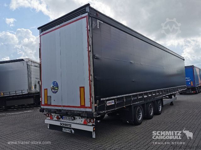 Auflieger mit Pritsche & Plane Schmitz Cargobull Curtainsider Mega Getränke