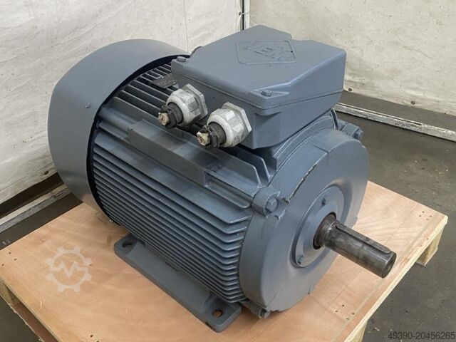 Drehstrom Elektromotor 55 kW Drehstrommotor; Kraftstrommotor, E-Motor, Käfigläufer, Asynchronmotor, VEM IE3-W41R 250M 2 LL TPM HW