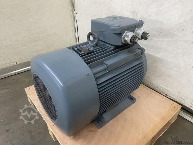 Drehstrom Elektromotor 55 kW Drehstrommotor; Kraftstrommotor, E-Motor, Käfigläufer, Asynchronmotor, VEM IE3-W41R 250M 2 LL TPM HW