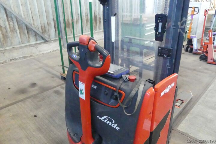 LINDE L14 high-lift pallet truck LINDE L14