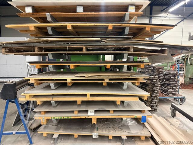 Cantilever racking steel Draagarmstelling 