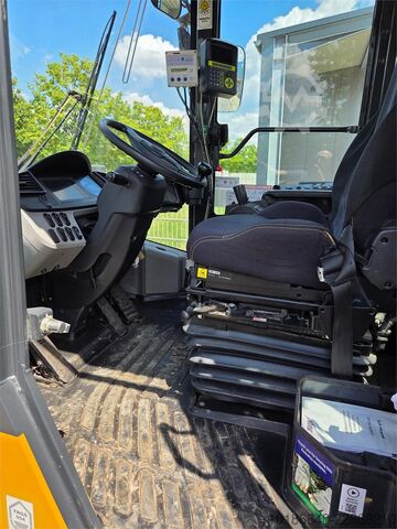 Komatsu WA320-8E0 Komatsu WA320-8E0