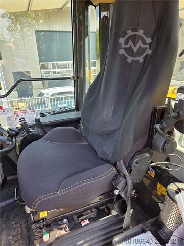 Komatsu WA320-8E0 Komatsu WA320-8E0