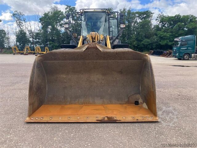 Komatsu WA470-8 Komatsu WA470-8