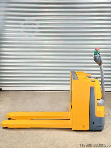 Low lift truck pedestrian Jungheinrich EJE C20 - Service Neu + Garantie - 3648 Std.