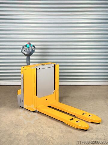 Low lift truck pedestrian Jungheinrich EJE C20 - nur 1651 Std - Service Neu + Garantie