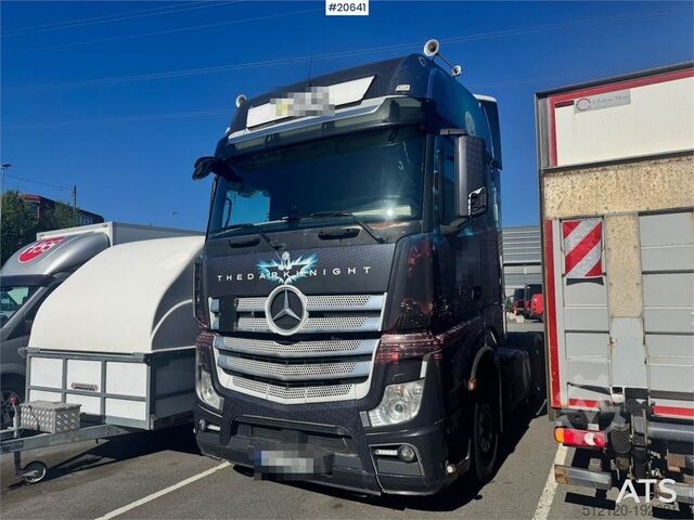Standard tractor Mercedes-Benz 2551 6x2 Truck. Euro 6!