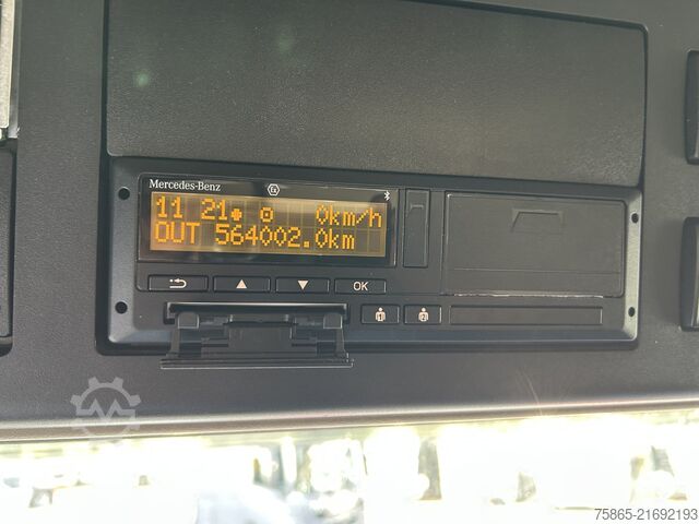 Standard-SZM Mercedes-Benz Actros 1845 StreamSpace / 564 dkm / Tacho V2 / ...