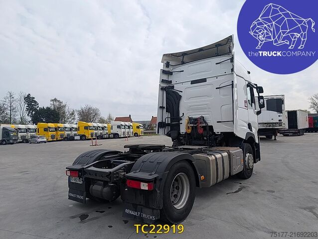 Standard-SZM Renault T 440