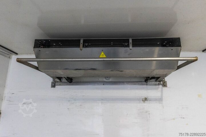 Refrigerated/freezer transport RENAULT D14.280 DXI+INTARDER+CARRIER SUPRA 750+DHOLLANDIA