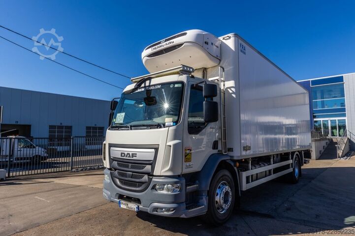 Refrigerated/freezer transport DAF LF55 250 +CHEREAU+THERMO KING+DHOLLANDIA1.5 T.