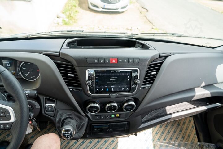 Autokranwagen Iveco Daily 70C18 Kran Hyva Pritsche 5 m