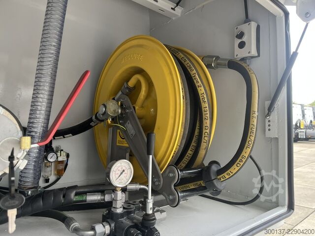 Tanker Mercedes-Benz Arocs 2136 A 4x4 | Fuel Tank | 2 units | STOCK |