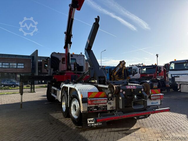 Hook arm system Renault C440 + HMF 2320 K3-- 3X EXT. + 6X2/4 HYDRO DRIV...