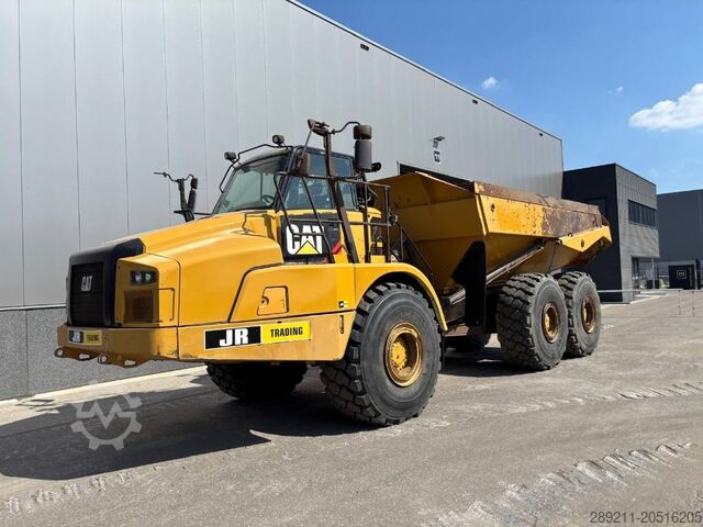 Dumper Caterpillar 745 C