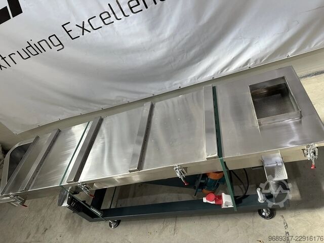 Linear Vibratory Sieve  L-2500