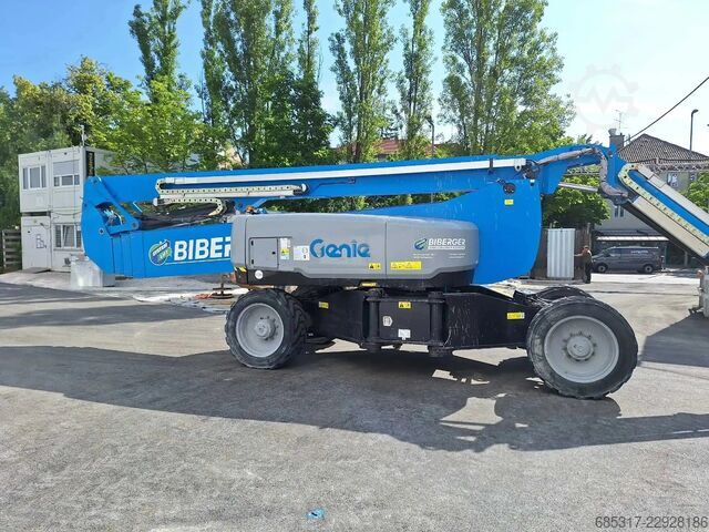 Articulating boom Genie ZX 135/70