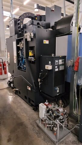 Machining center DOOSAN DNM 5700