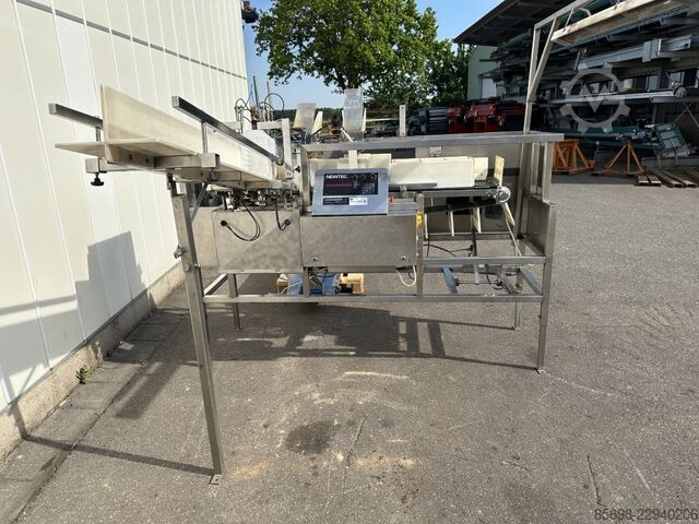 Newtec NBM 50 denester and punnet filler NEWTEC NBM 50