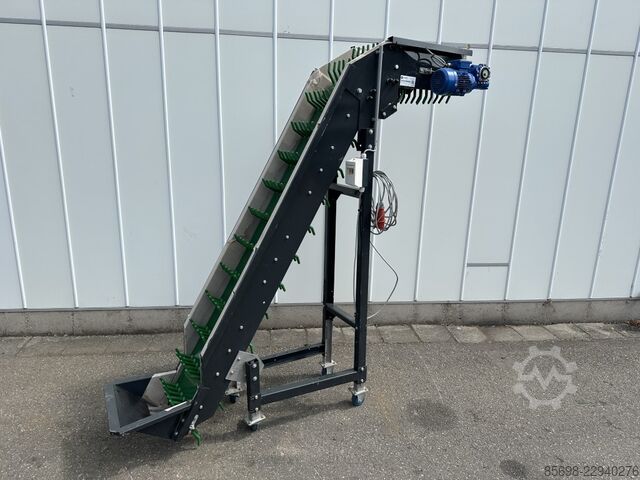 Elevator incline conveyor width 30 cm with fingers  