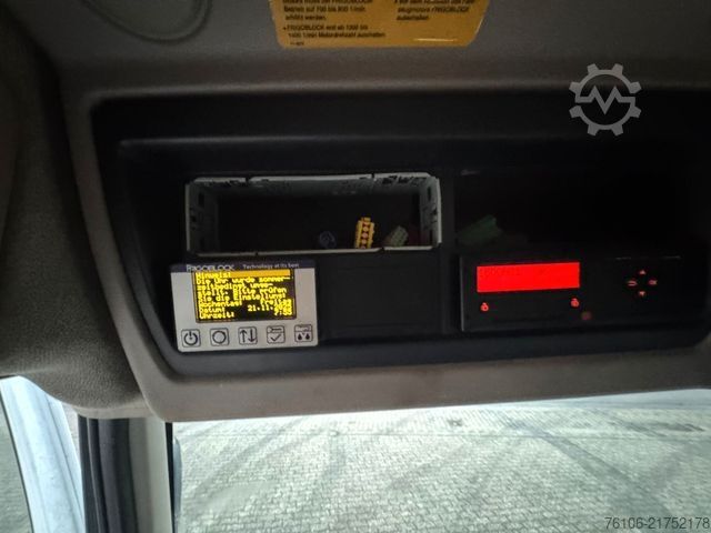 Refrigerated truck DAF LF 16.260 Tiefkühlkoffer mit Ladebordwand