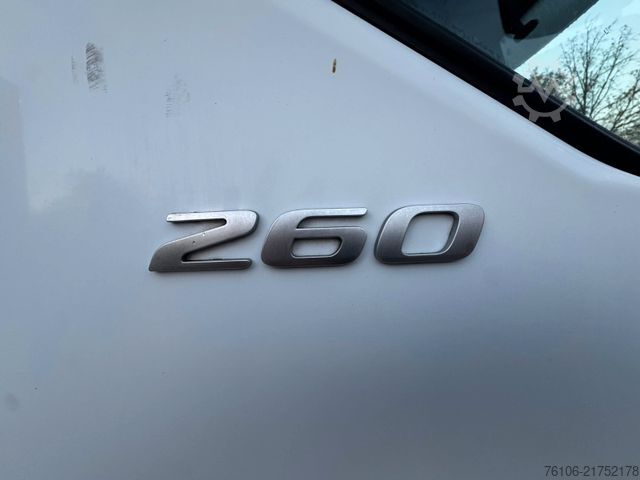 Refrigerated truck DAF LF 16.260 Tiefkühlkoffer mit Ladebordwand