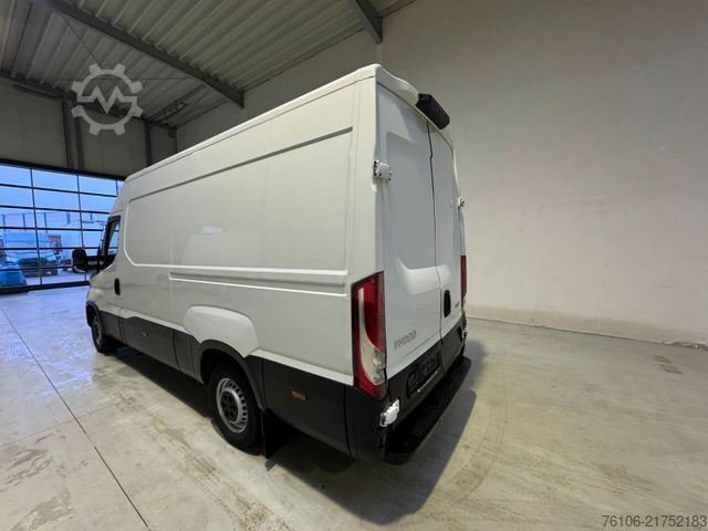 Panel van IVECO Daily 35S16 Kastenwagen *Klima*2 stück auf Lager