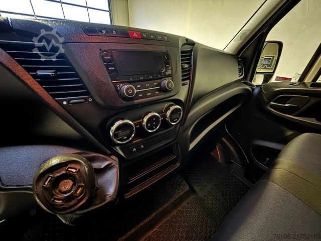 Panel van IVECO Daily 35S16 Kastenwagen *Klima*2 stück auf Lager