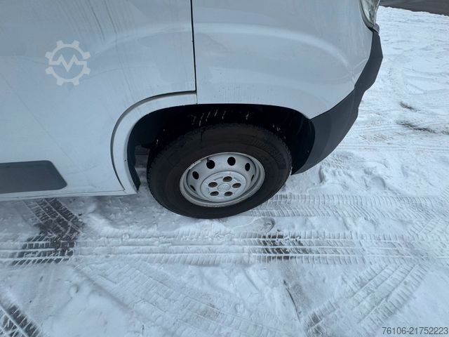 Box van FIAT Ducato Koffer *Navi*Kamera*TÜV neu*Länge 4,20m