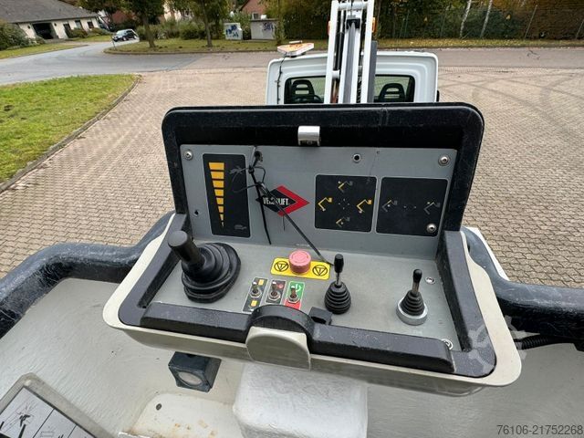 Truck-mounted work platform IVECO Daily 35S14 Hubarbeitsbühne Versalift 11,2 Meter