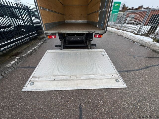 Box van FUSO Canter 7C18 Koffer mit Ladebordwand *Klima*