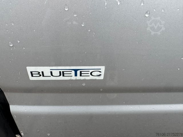 Box van FUSO Canter 7C18 Koffer mit Ladebordwand *Klima*