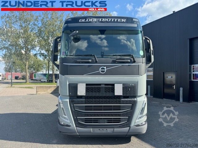 Standard-SZM Volvo FH 460 GLOBETROTTER,IPARCOOL,2 TANKS, 2 BEDS