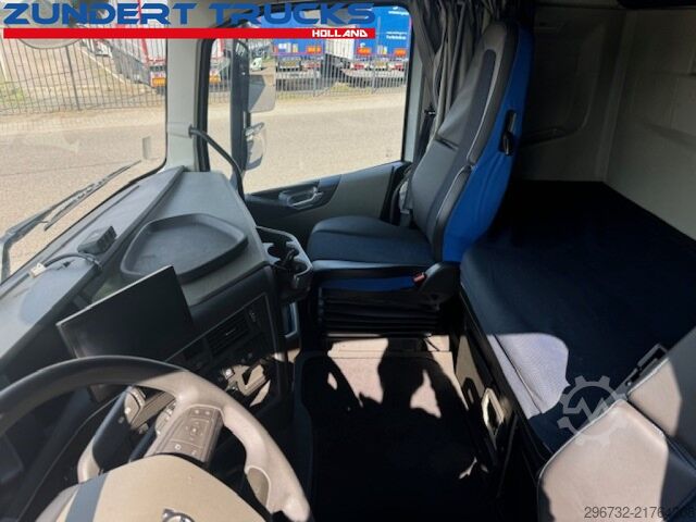 Standard-SZM Volvo FH 460 GLOBETROTTER,IPARCOOL,2 TANKS, 2 BEDS