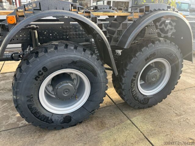 Chassis with cab Mercedes-Benz Arocs 3340 A 6x6 Chassis Cabin