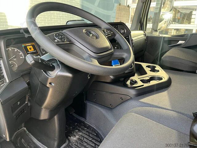 Chassis with cab Mercedes-Benz Arocs 3340 A 6x6 Chassis Cabin